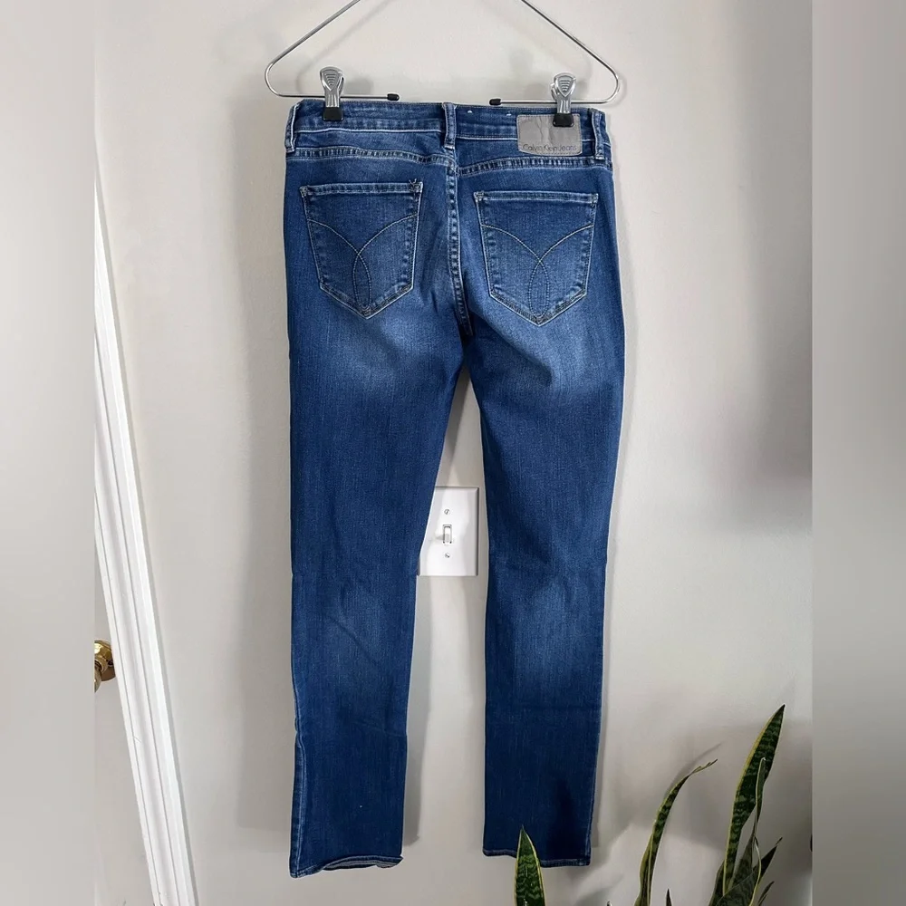 Calvin Klein Strait Leg Jeans Size 25 - Picture 2 of 3